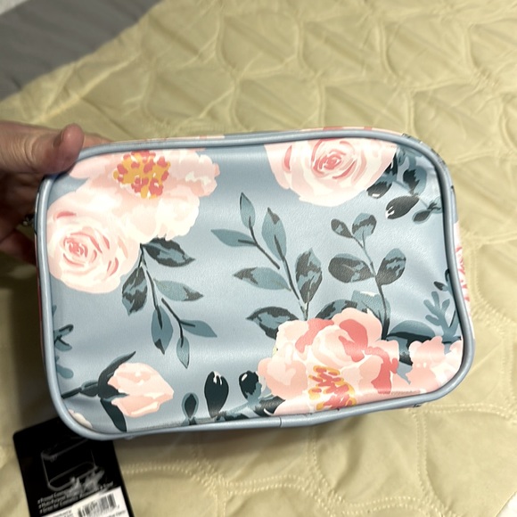Emma & Chloe Cosmetic Case NWT - Picture 5 of 5